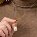 Pearl drop necklace