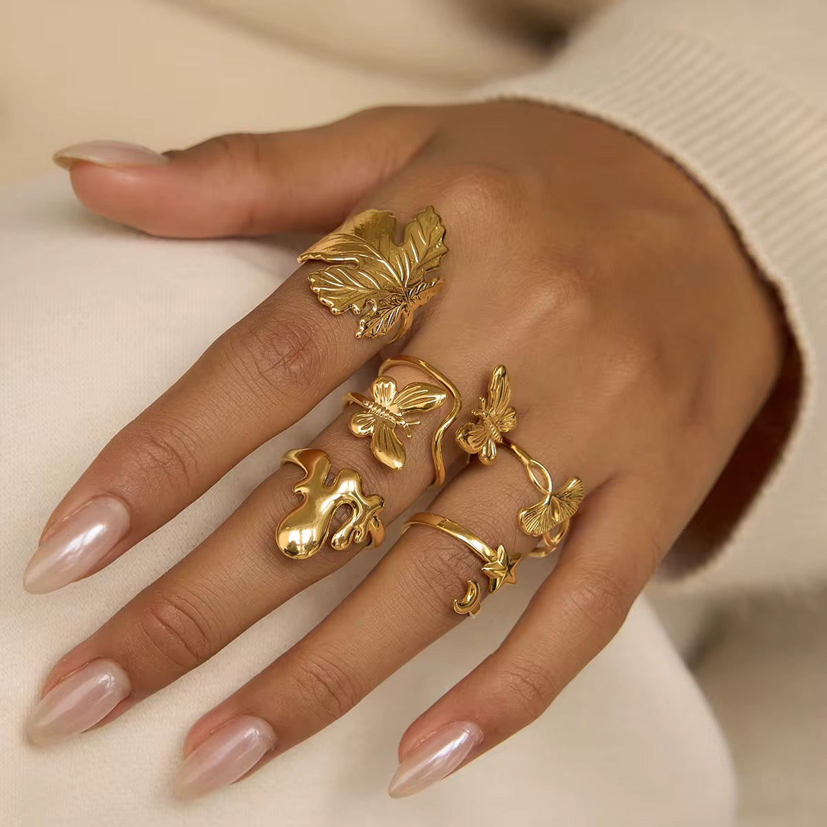 Papillon chic ring