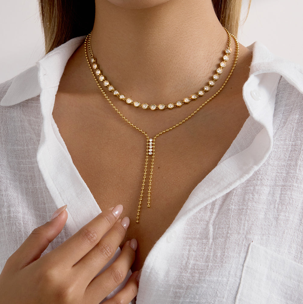 Pavé line necklace