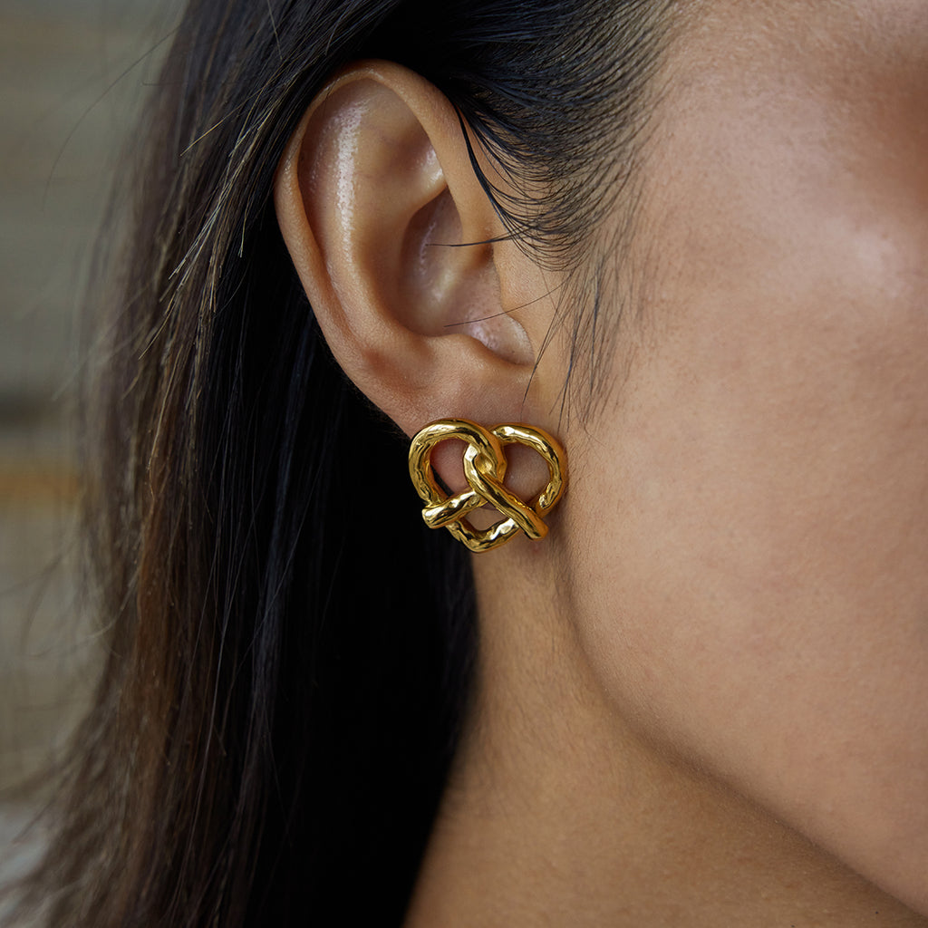 Pretzel bites earrings