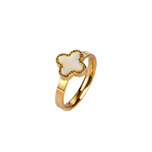 Clover Ring