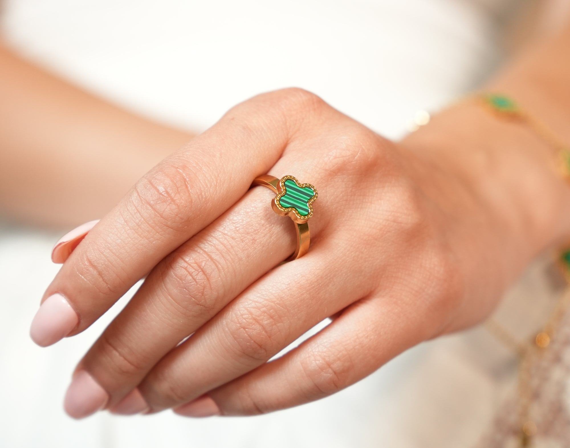 Clover Ring