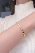 Bracelet à courbe emblématique
